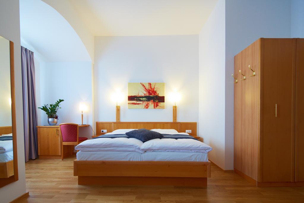 Rathauskeller Melk Hotel Quarto foto